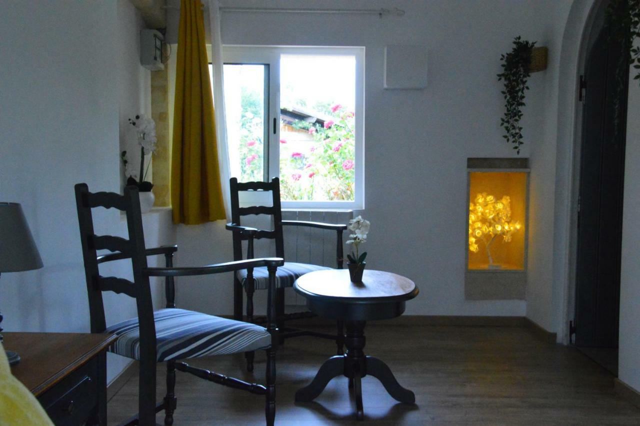 Chambres D'Hotes Du Domaine De Lansac Lansac  Экстерьер фото
